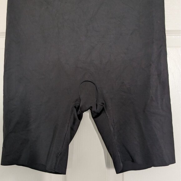 Spanx Slimplicity Shaper Womens Size XL Black Thigh Slimming Shorts Shapewear - Picture 2 of 11